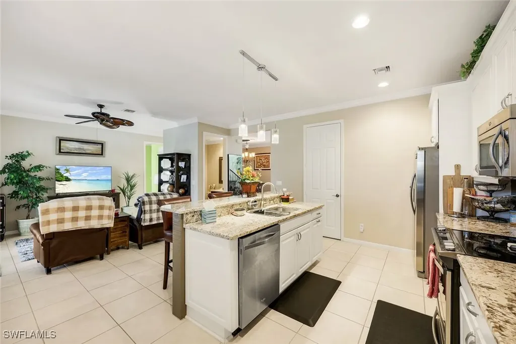 8493 Laurel Lakes Boulevard Naples FL 34119