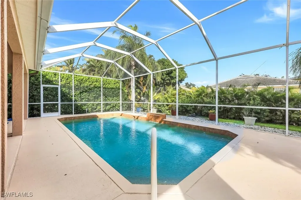 8493 Laurel Lakes Boulevard Naples FL 34119