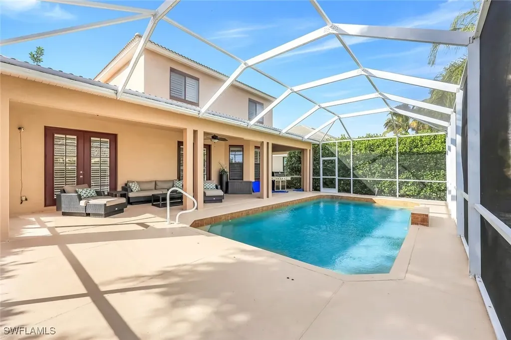 8493 Laurel Lakes Boulevard Naples FL 34119