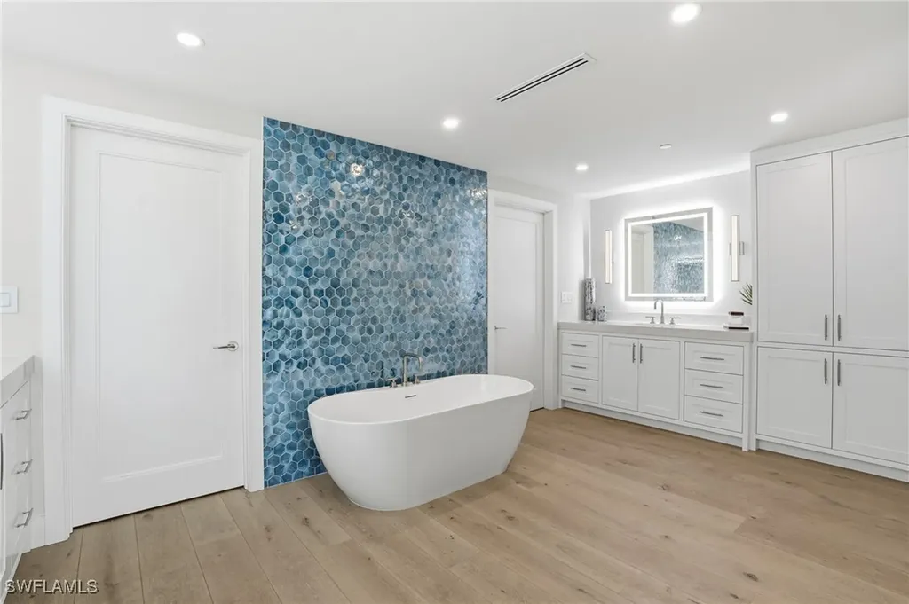 13945 Old Coast Road Naples FL 34110