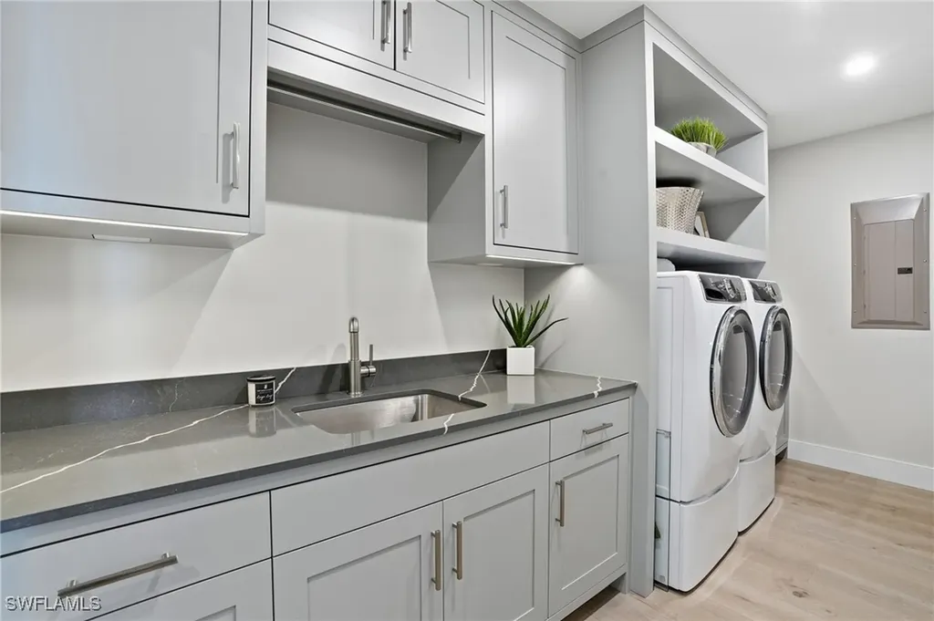 13945 Old Coast Road Naples FL 34110