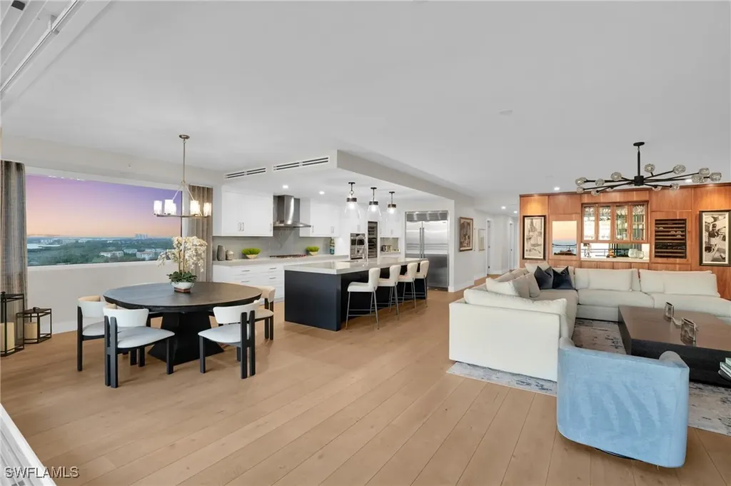 13945 Old Coast Road Naples FL 34110