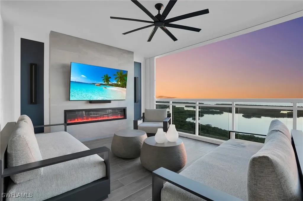 13945 Old Coast Road Naples FL 34110