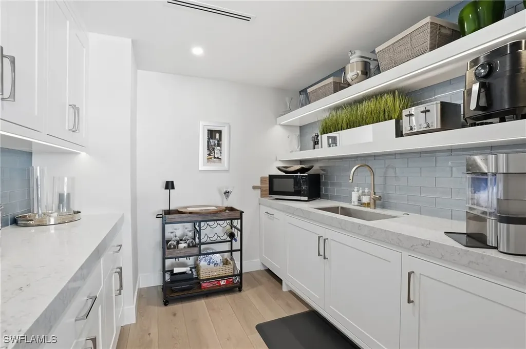 13945 Old Coast Road Naples FL 34110