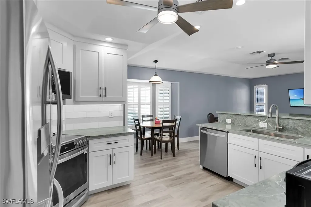 789 Coldstream Court Naples FL 34104