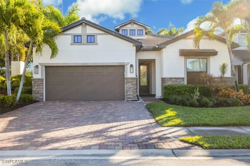 Naples FL, 7222 Wilton Drive