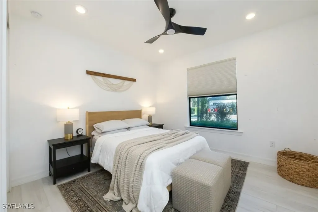 7222 Wilton Drive Naples FL 34109