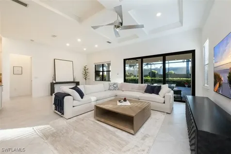 7222 Wilton Drive Naples FL 34109