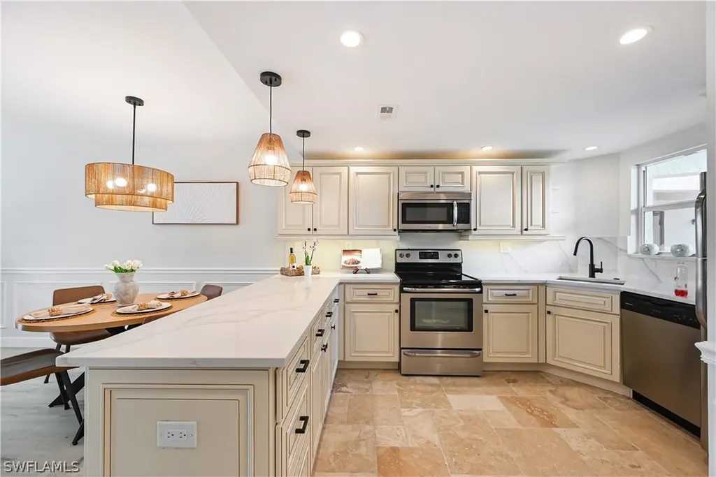 190 Pebble Beach Boulevard Naples FL 34113