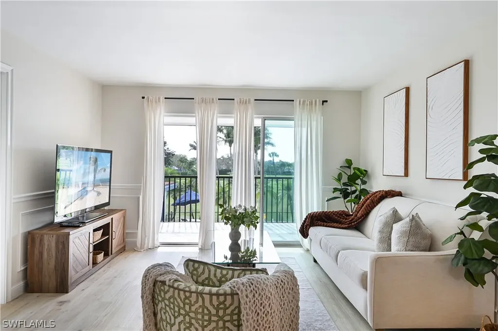 190 Pebble Beach Boulevard Naples FL 34113