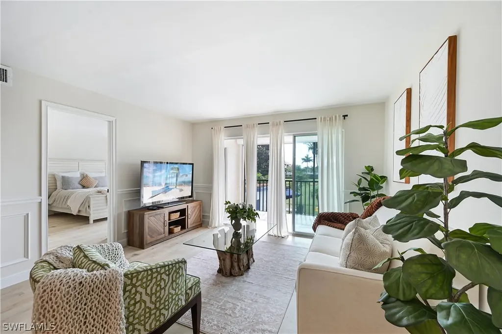 190 Pebble Beach Boulevard Naples FL 34113
