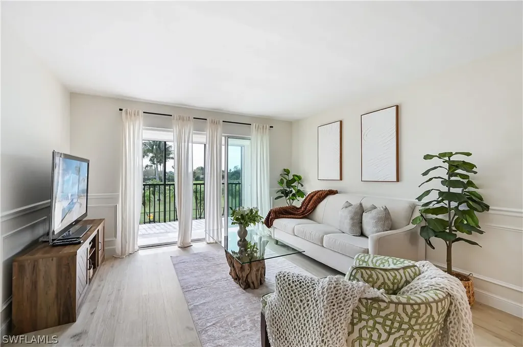 190 Pebble Beach Boulevard Naples FL 34113