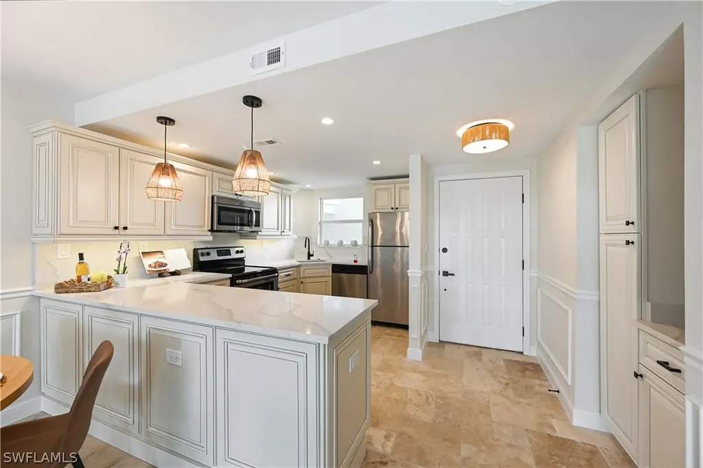 190 Pebble Beach Boulevard Naples FL 34113