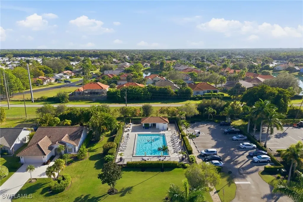 228 Fox Glen Drive Naples FL 34104
