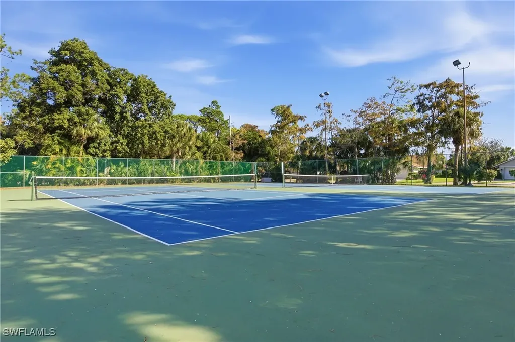 228 Fox Glen Drive Naples FL 34104