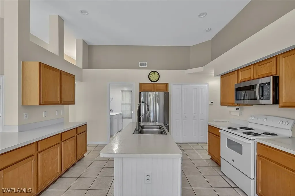 2729 Branch Lane Naples FL 34109