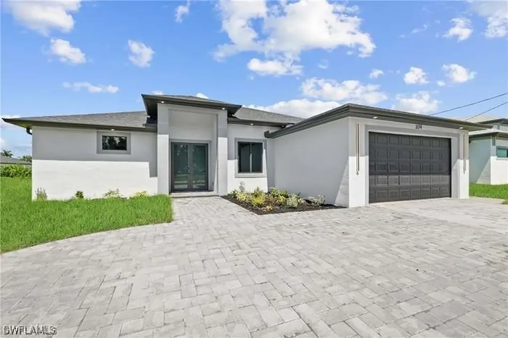 324 El Dorado Boulevard S Cape Coral FL 33991