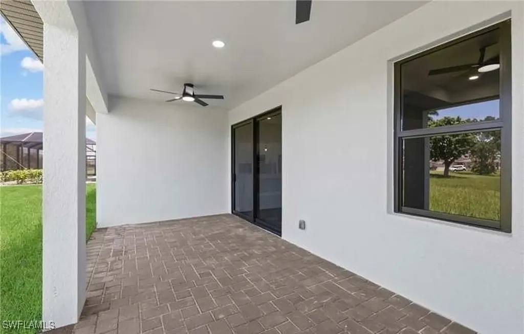 324 El Dorado Boulevard S Cape Coral FL 33991