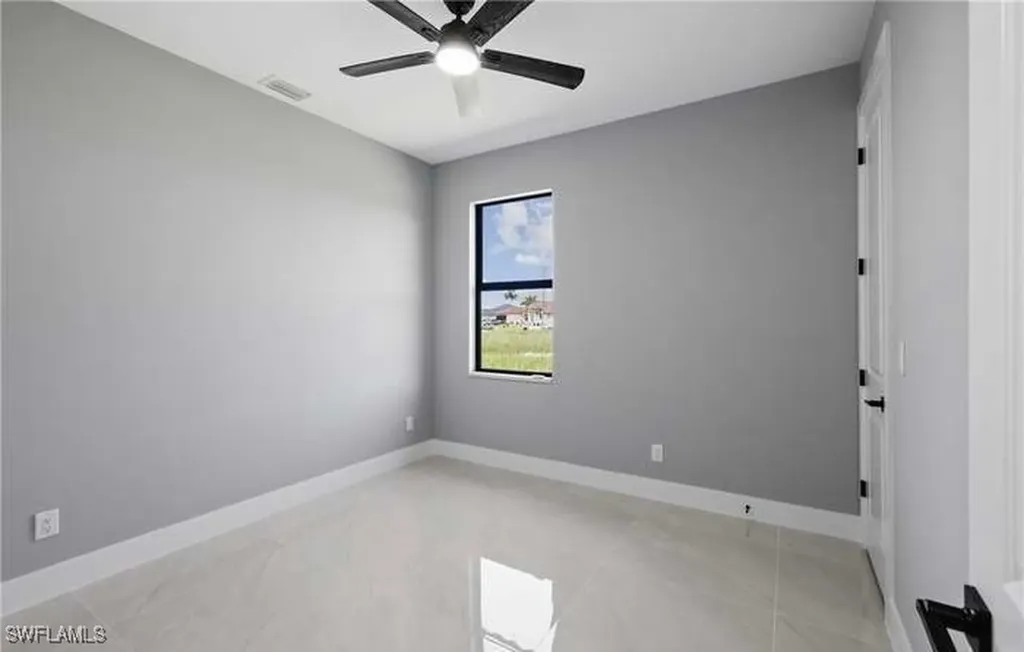 324 El Dorado Boulevard S Cape Coral FL 33991