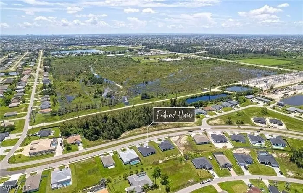 324 El Dorado Boulevard S Cape Coral FL 33991