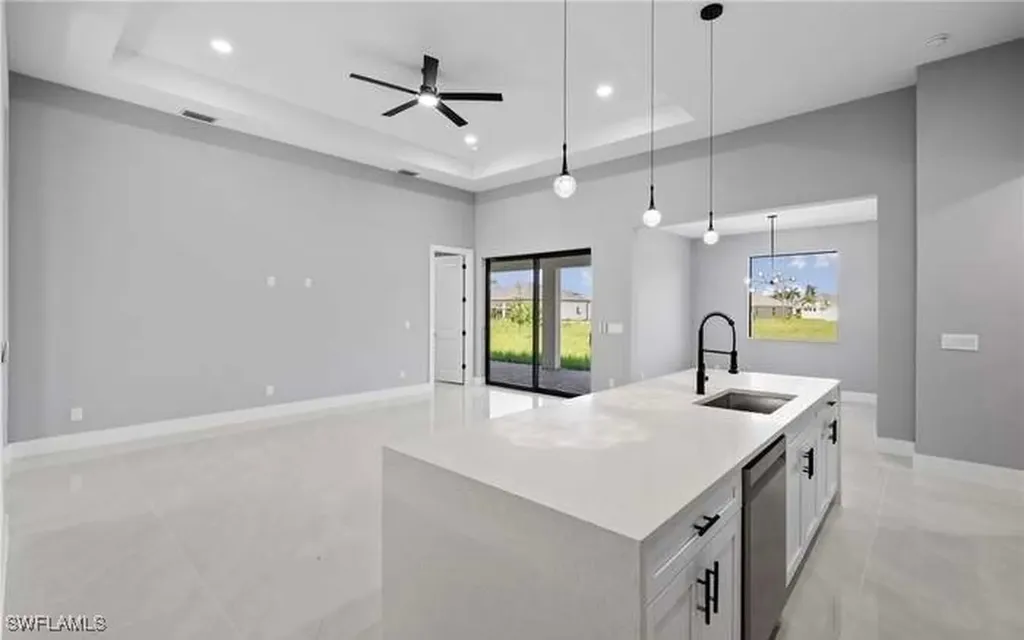 324 El Dorado Boulevard S Cape Coral FL 33991