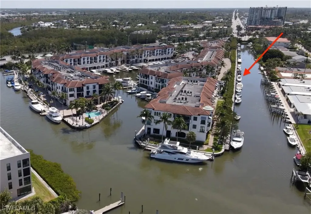 1500 5th Avenue S Naples FL 34102