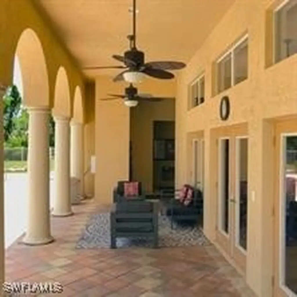 8285 Ibis Club Drive Naples FL 34104