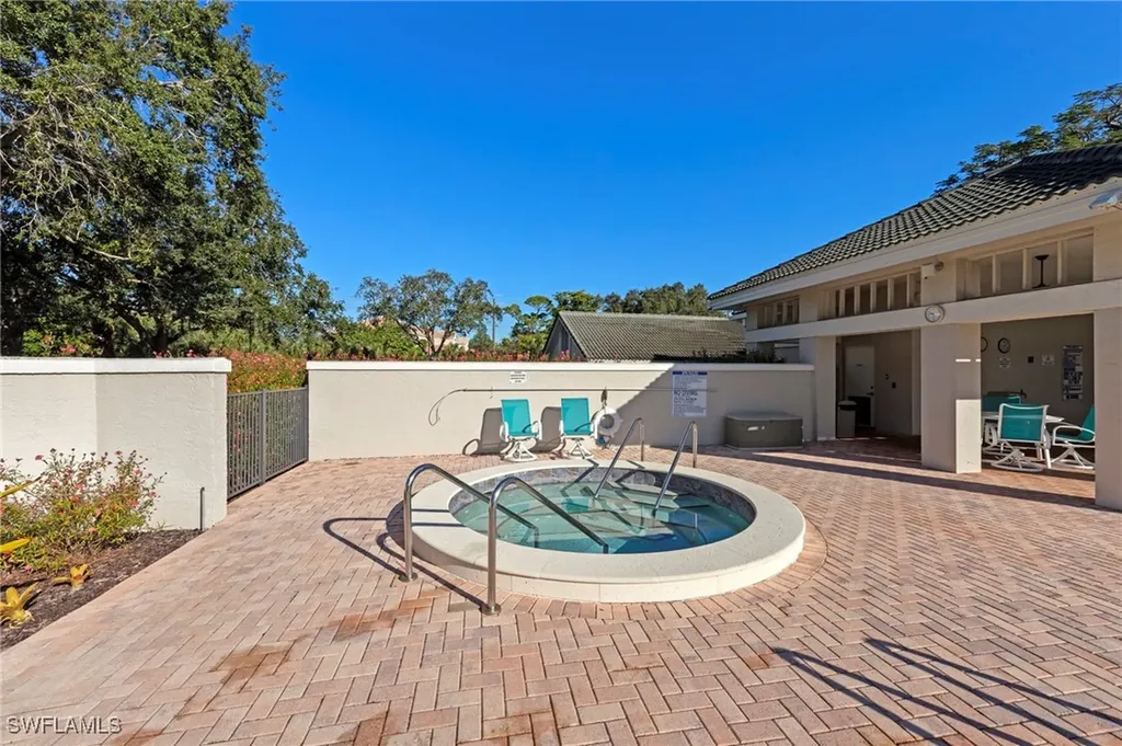 405 Arbor Lake Drive Naples FL 34110