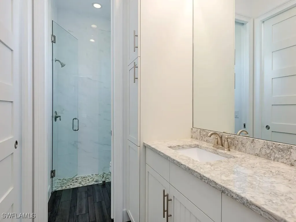 6399 Warwick Avenue Naples FL 34113