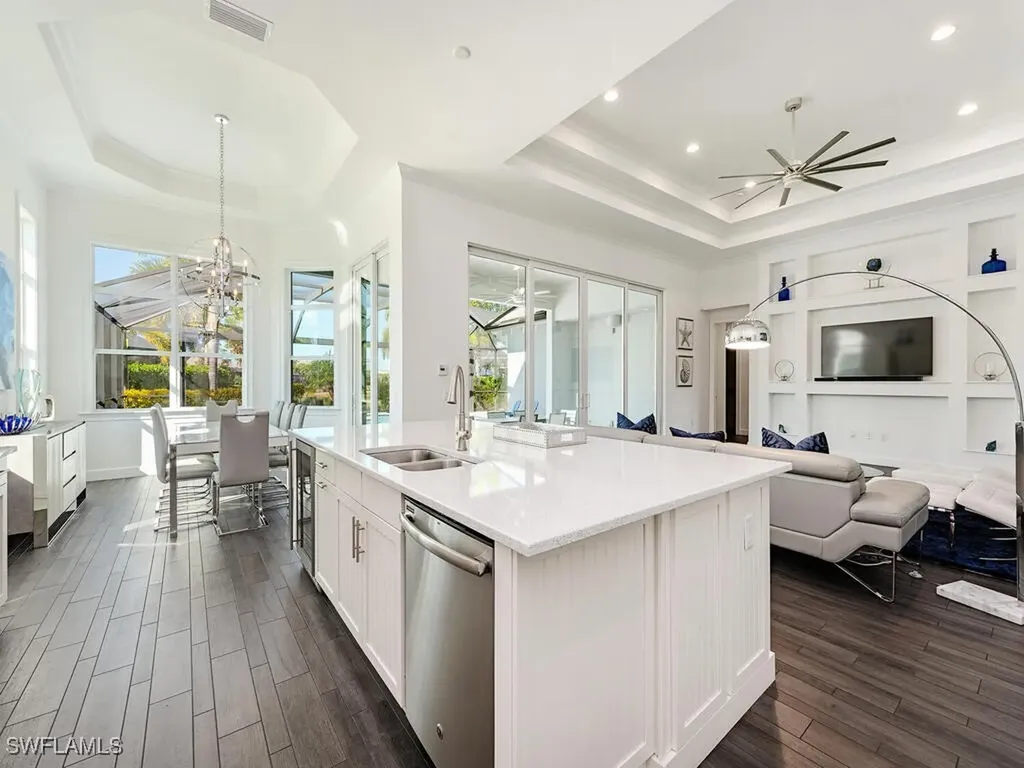 6399 Warwick Avenue Naples FL 34113