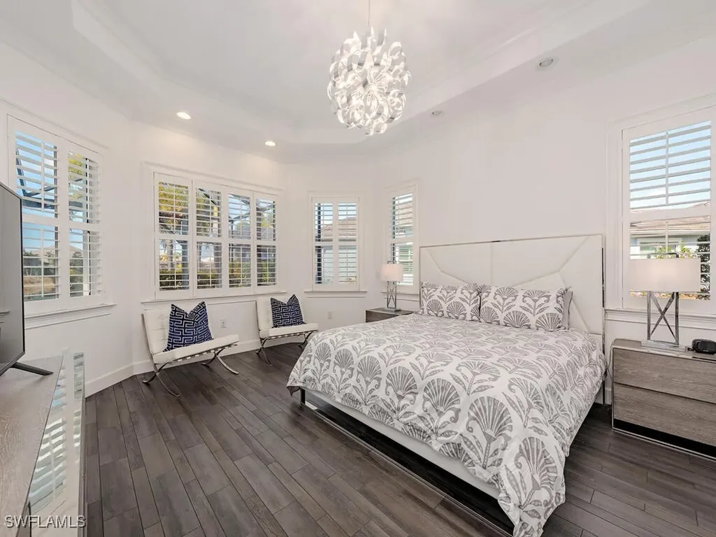 6399 Warwick Avenue Naples FL 34113