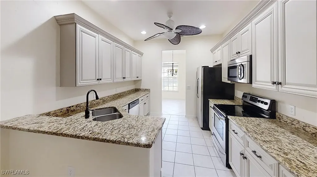 2200 Arielle Drive Naples FL 34109