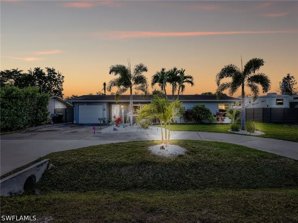 2142 Crystal Drive Fort Myers FL 33907