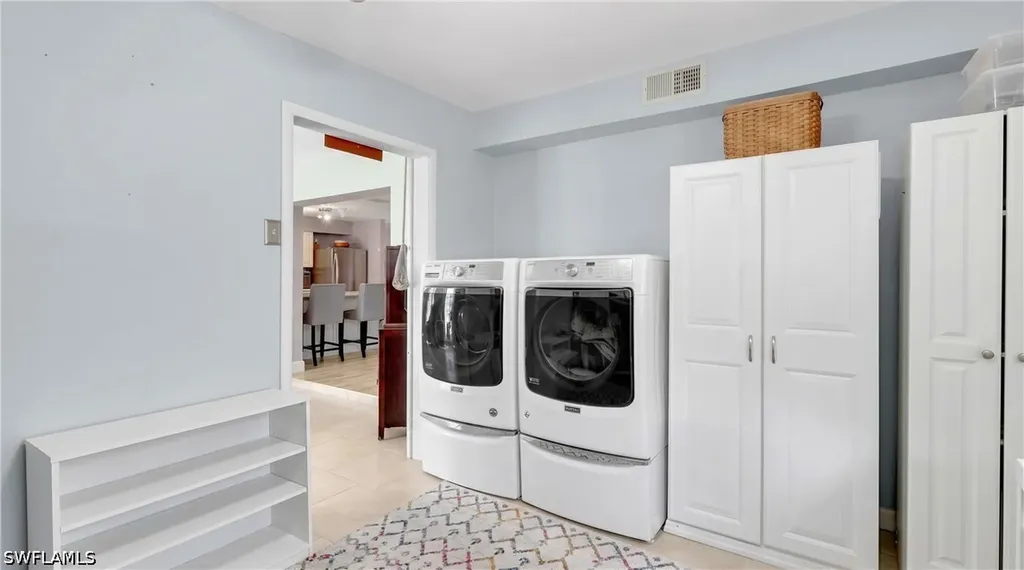 2142 Crystal Drive Fort Myers FL 33907