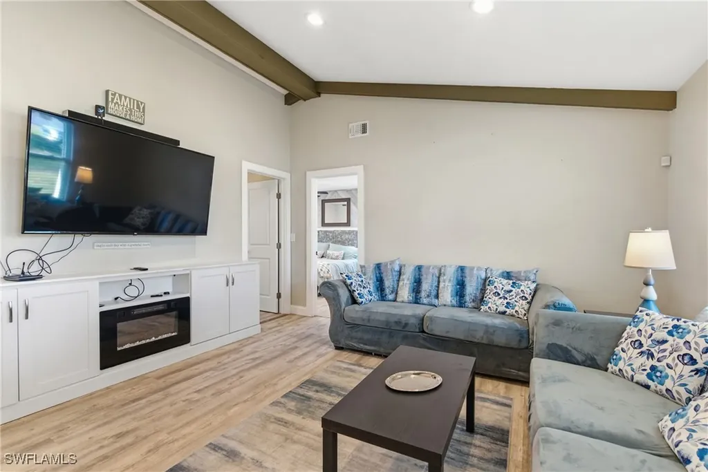 3612 SW 6th Place Cape Coral FL 33914