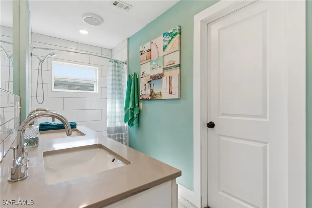 3612 SW 6th Place Cape Coral FL 33914