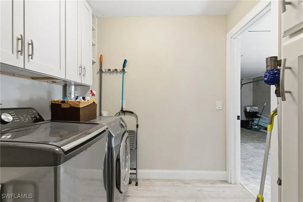 3612 SW 6th Place Cape Coral FL 33914