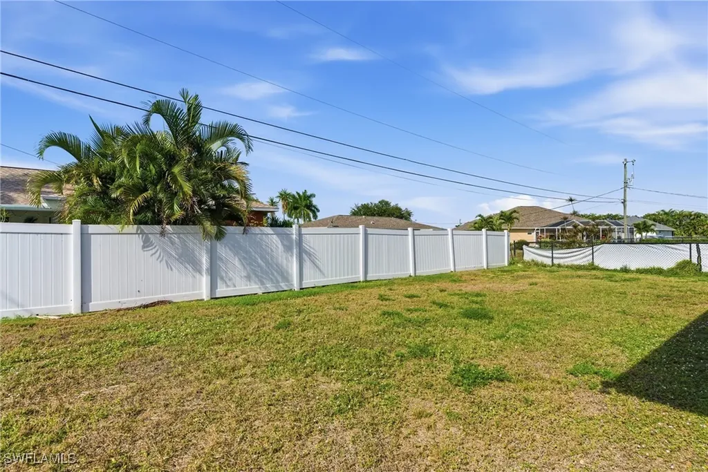 3612 SW 6th Place Cape Coral FL 33914