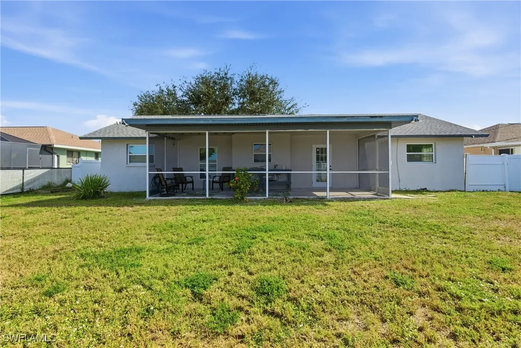 3612 SW 6th Place Cape Coral FL 33914