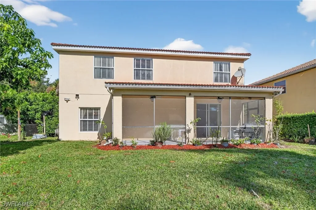 2787 Orange Grove Trail E Naples FL 34120
