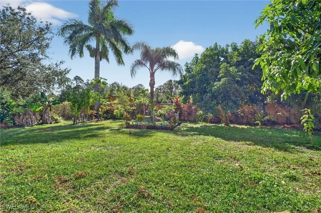 2787 Orange Grove Trail E Naples FL 34120
