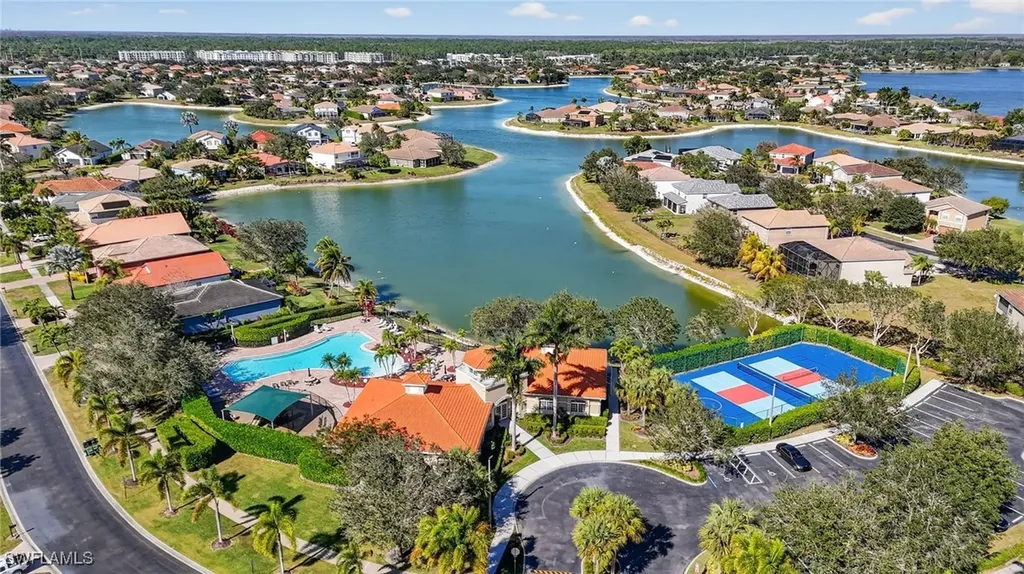2787 Orange Grove Trail E Naples FL 34120