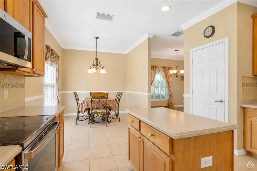 2787 Orange Grove Trail E Naples FL 34120