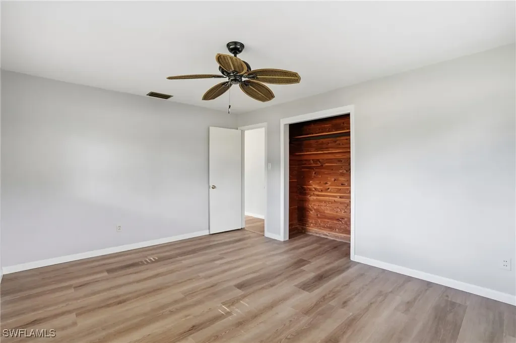 169 Viking Way Naples FL 34110