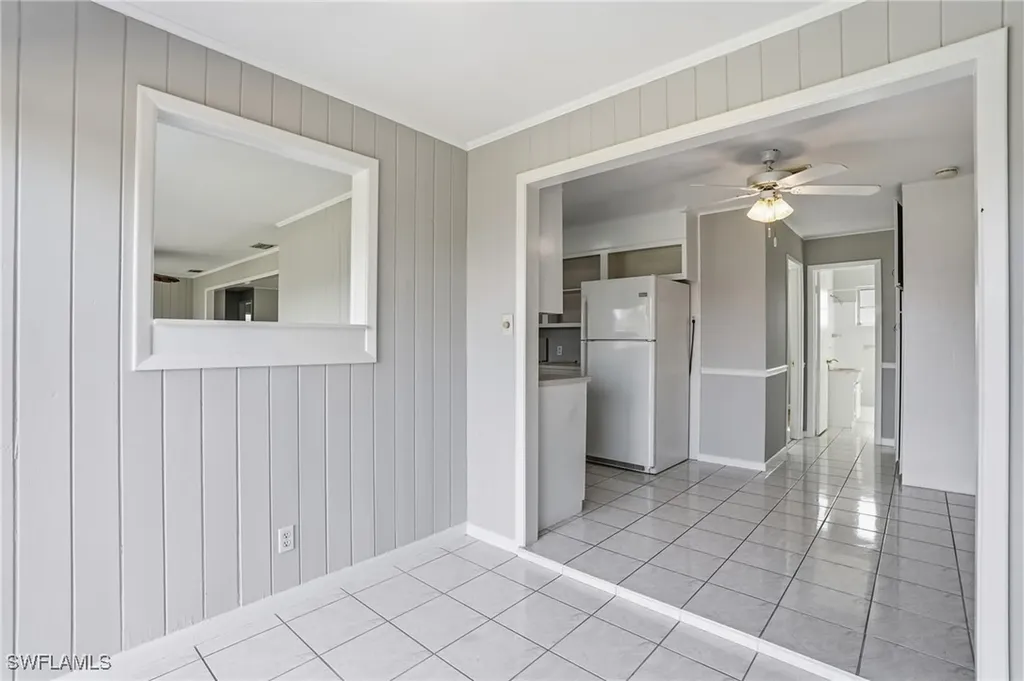169 Viking Way Naples FL 34110