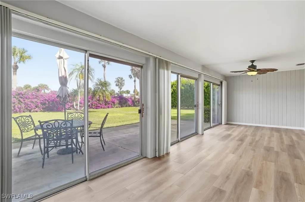 169 Viking Way Naples FL 34110