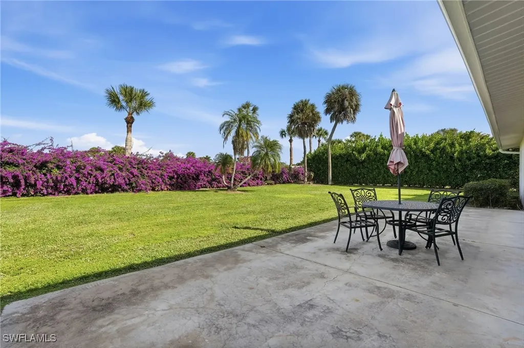 169 Viking Way Naples FL 34110