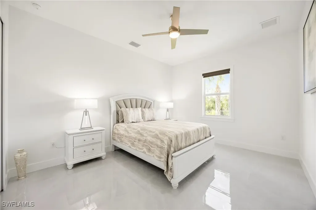 909 8th Street SE Naples FL 34117