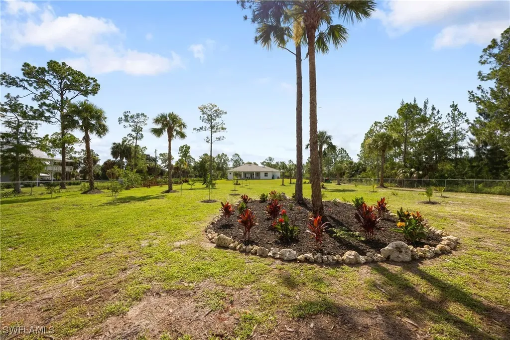 909 8th Street SE Naples FL 34117