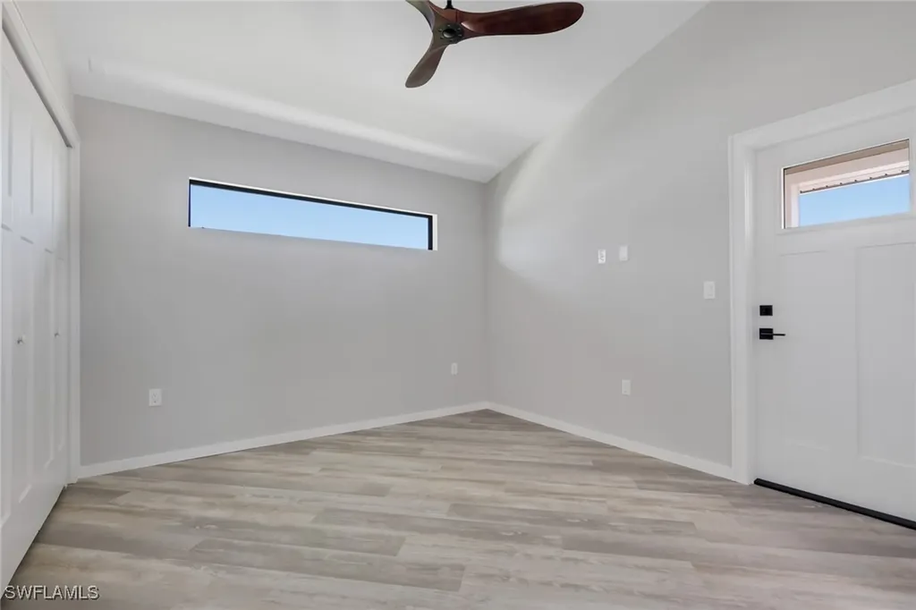3085 Connecticut Avenue Naples FL 34112